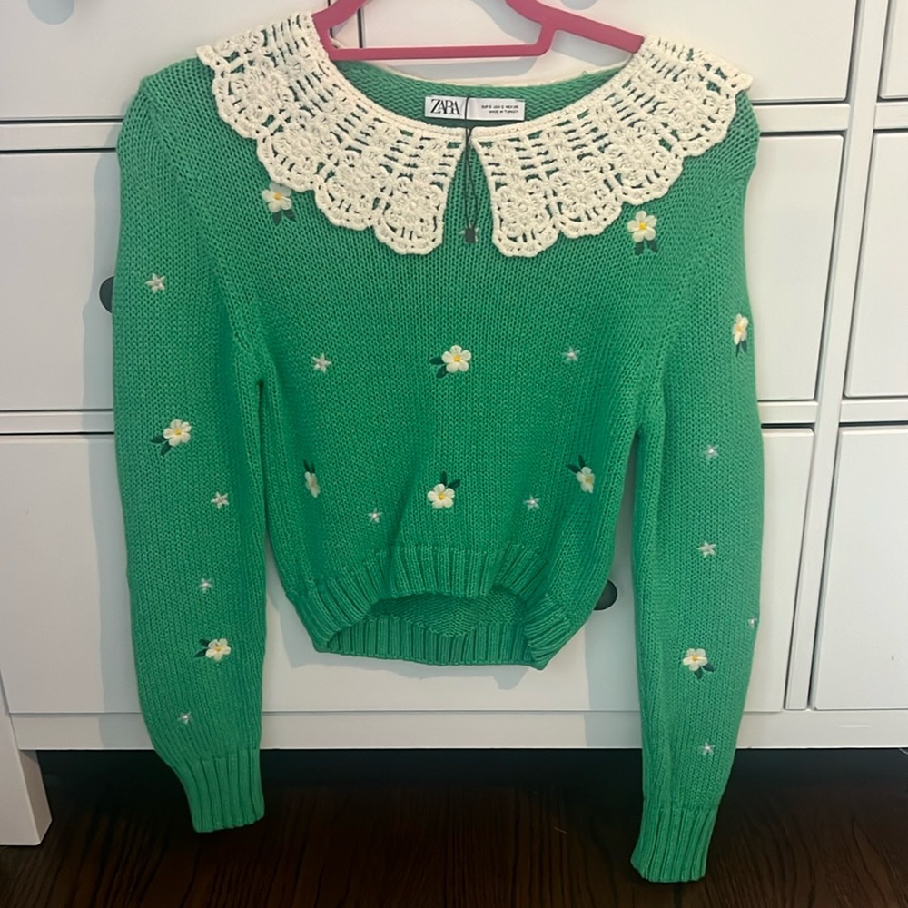 Zara Sweater Size Small